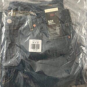 501 ORIGINAL FIT LIGHTWEIGHT MEN'S JEANS NWT